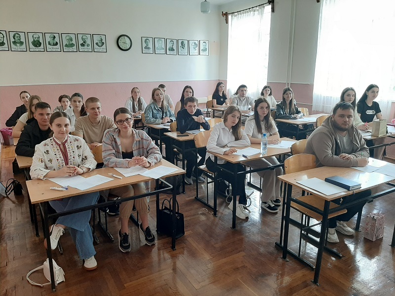 Підсумкова сесія для студентів випускних груп відділення правознавства